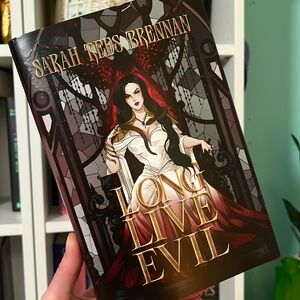 Long Live Evil by Sarah Rees Brennan Fairyloot Exclusive